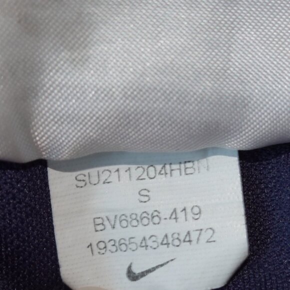 Youth Size Small Nike Navy Blue Soccer Shorts, 5.5" Inseam - Picture 3 of 3